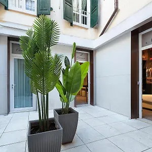Italianflat - Theatrum And Pensionat