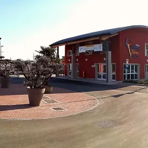 Village 베로나